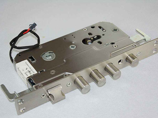 贡井24小时上门开锁公司